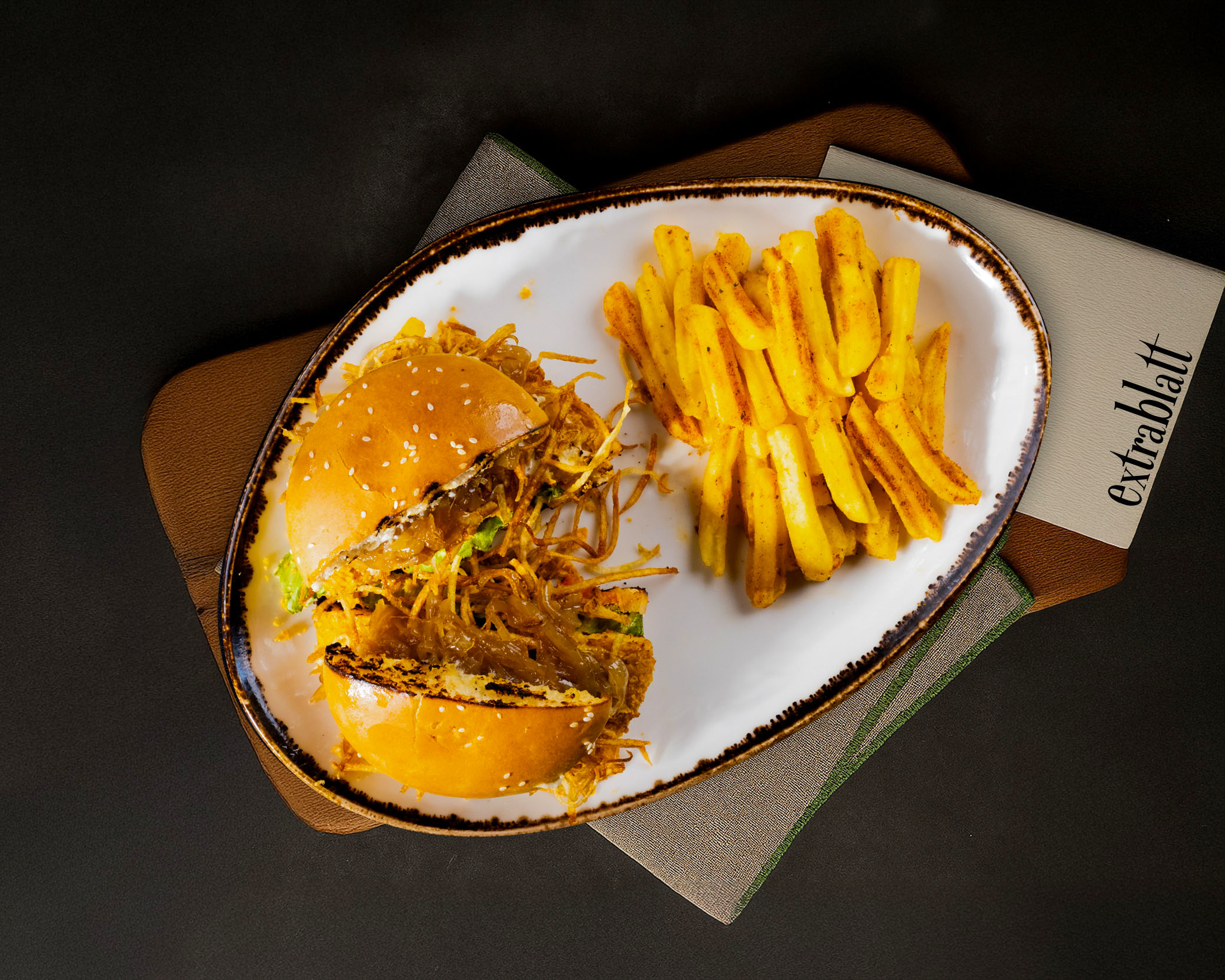 MEGA STAR CHICKEN BURGER